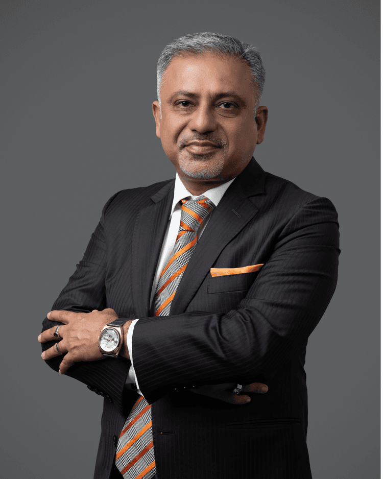  Vineet Arora 